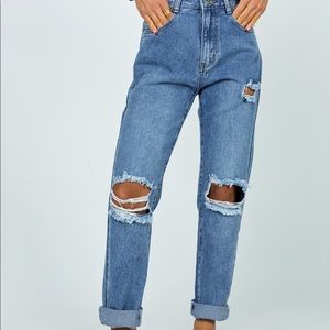 Princess Polly Hayden Knee Rip Jeans